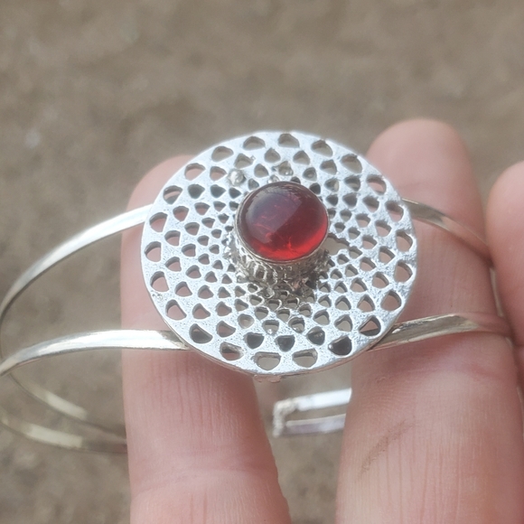 New Garnet 925 Silver Cuff Bracelet. - Picture 13 of 16